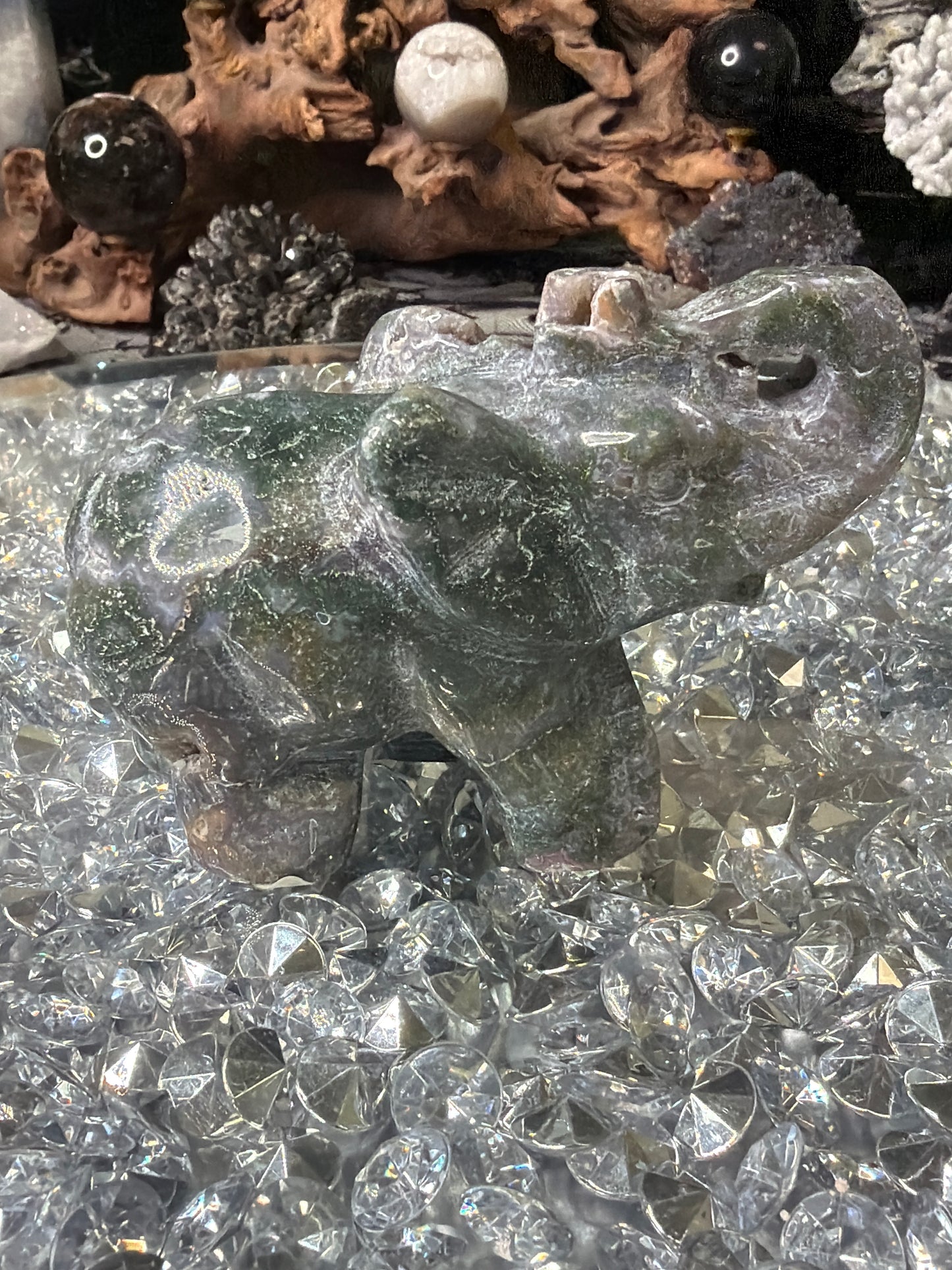 Druzy purple Moss Agate Elephant