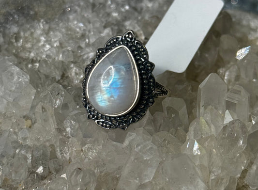 White moonstone with blue flash 925 sterling silver ring