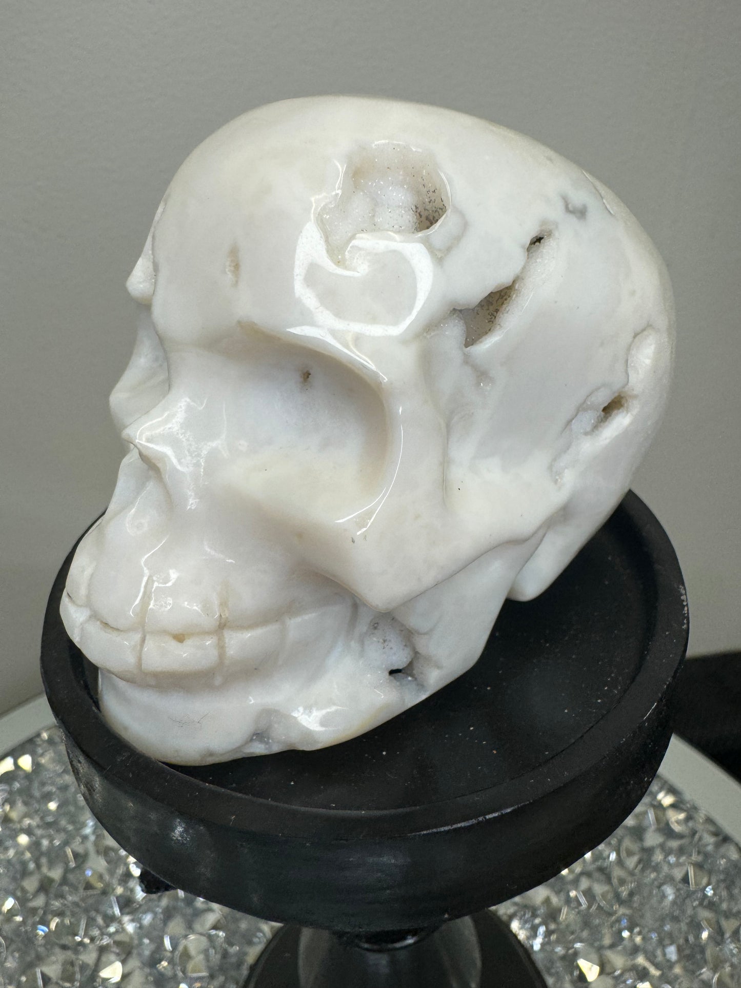 Druzy white agate skull