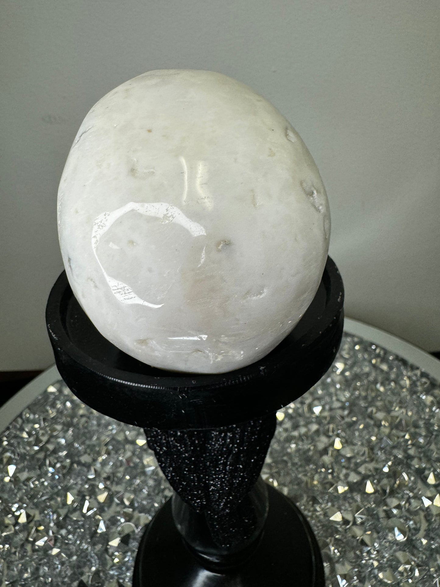 Druzy white agate skull