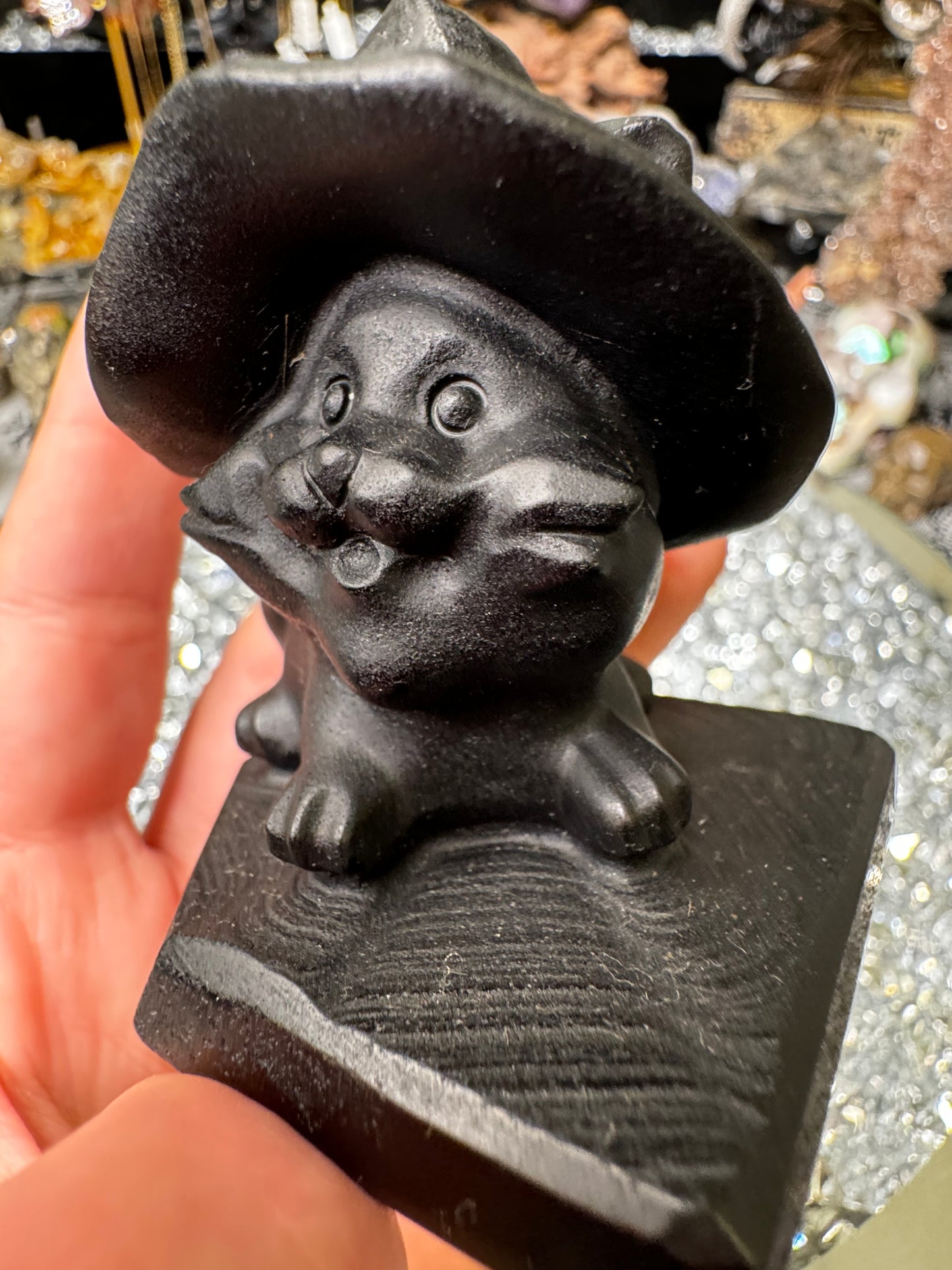 Black obsidian cat
