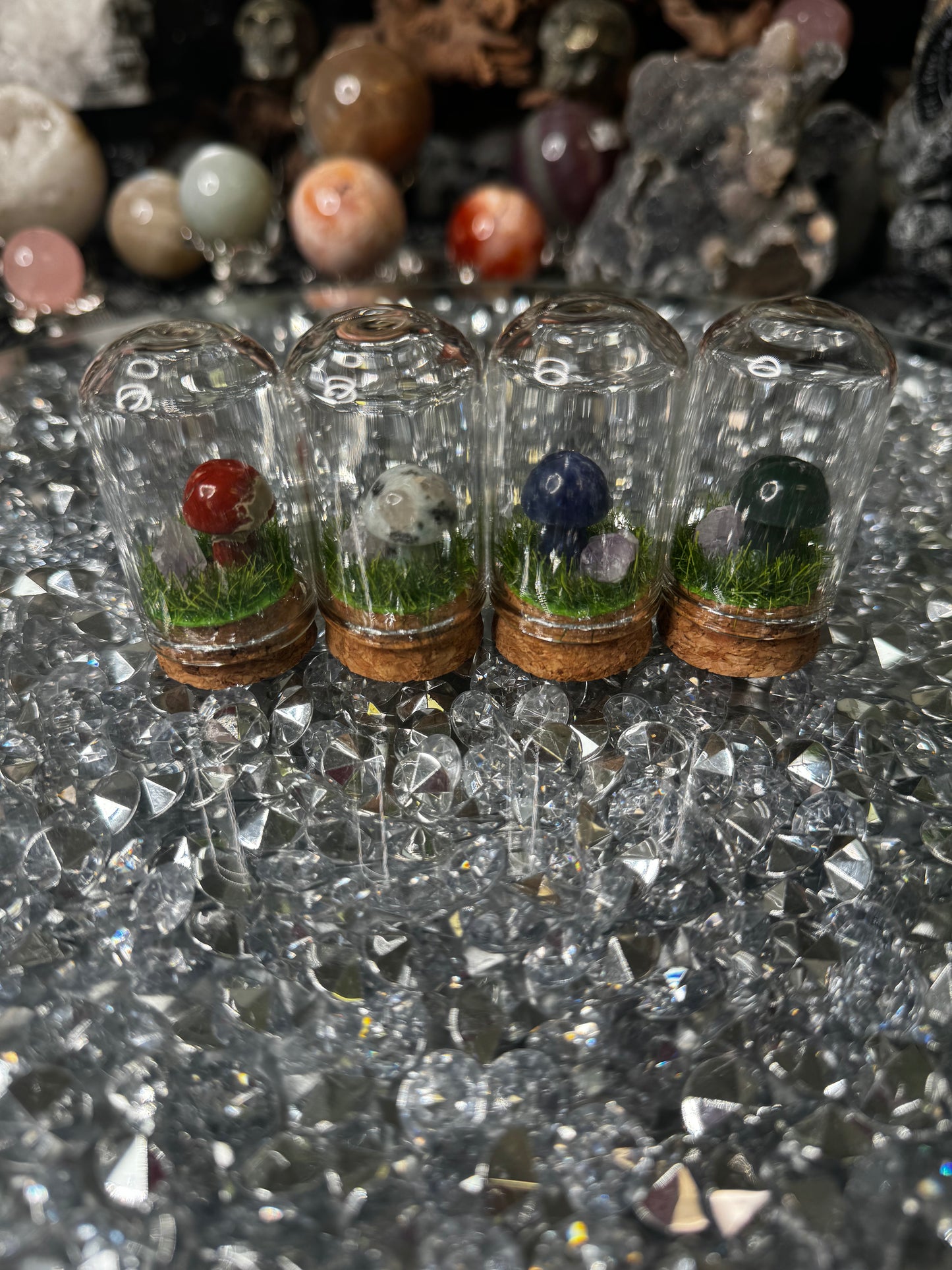 Intuitively chosen mushroom crystal dome