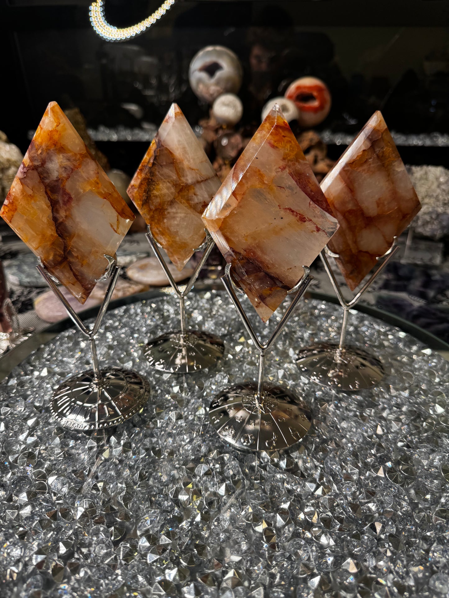 Fire Quartz Diamond With Stand