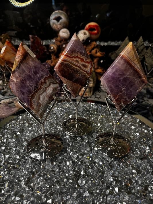 Amethyst Agate Diamond With Stand