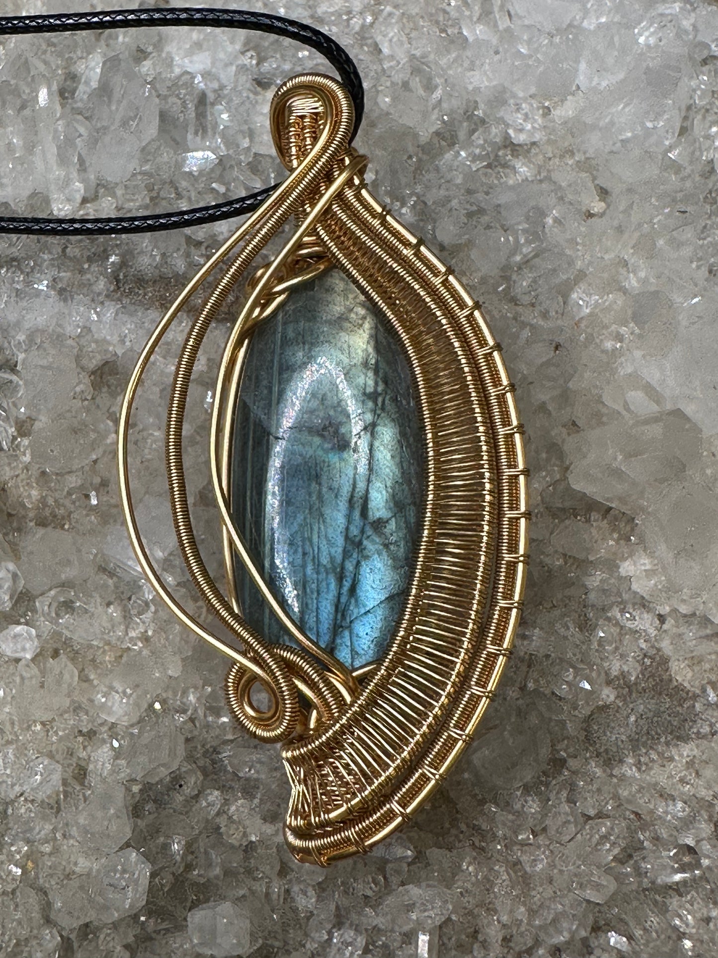 Labradorite pendant