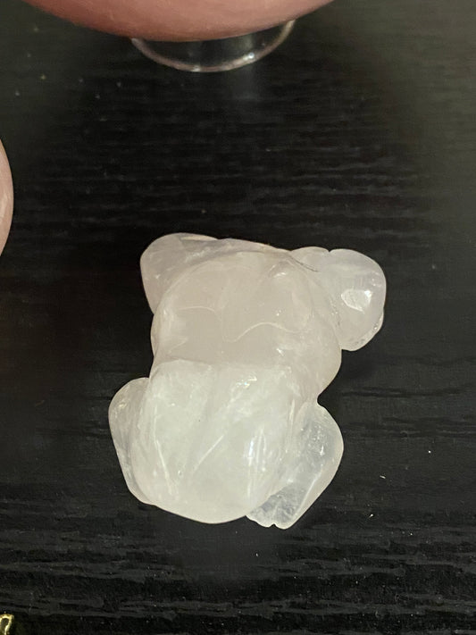 Rose quartz frog