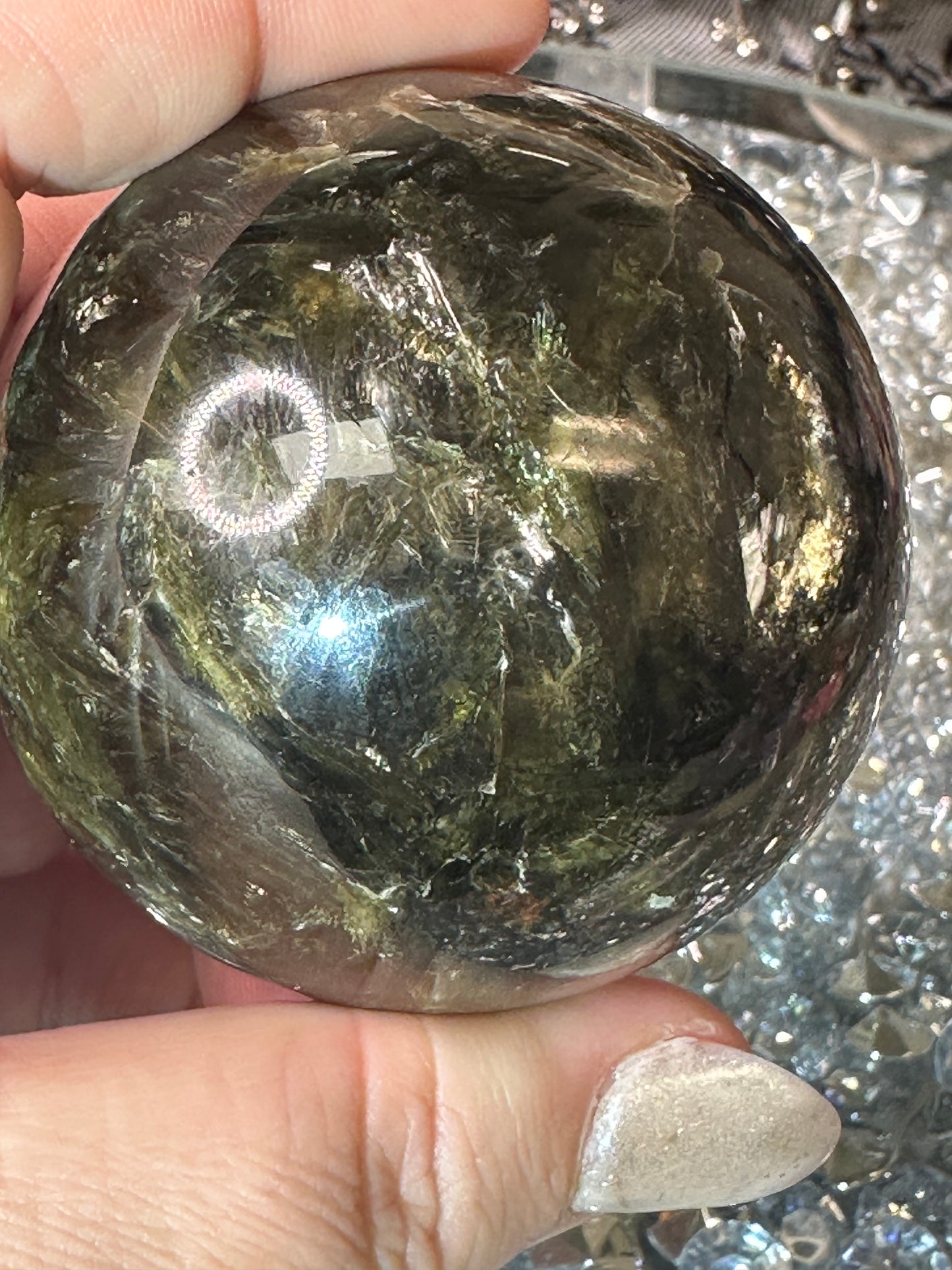 Green mica  sphere