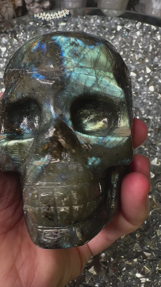 Labradorite Skull